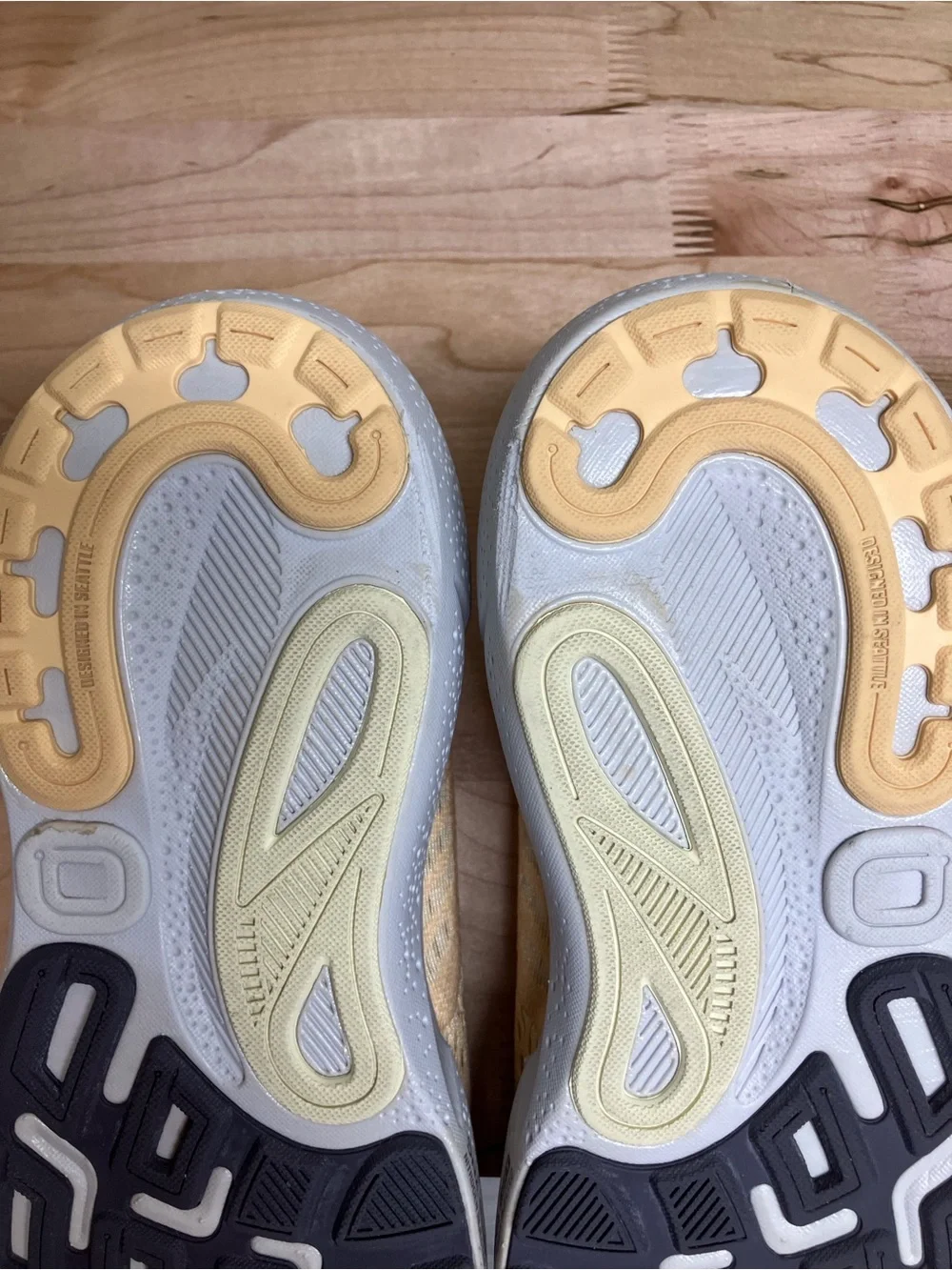 Brooks Women's Adrenaline GTS 24